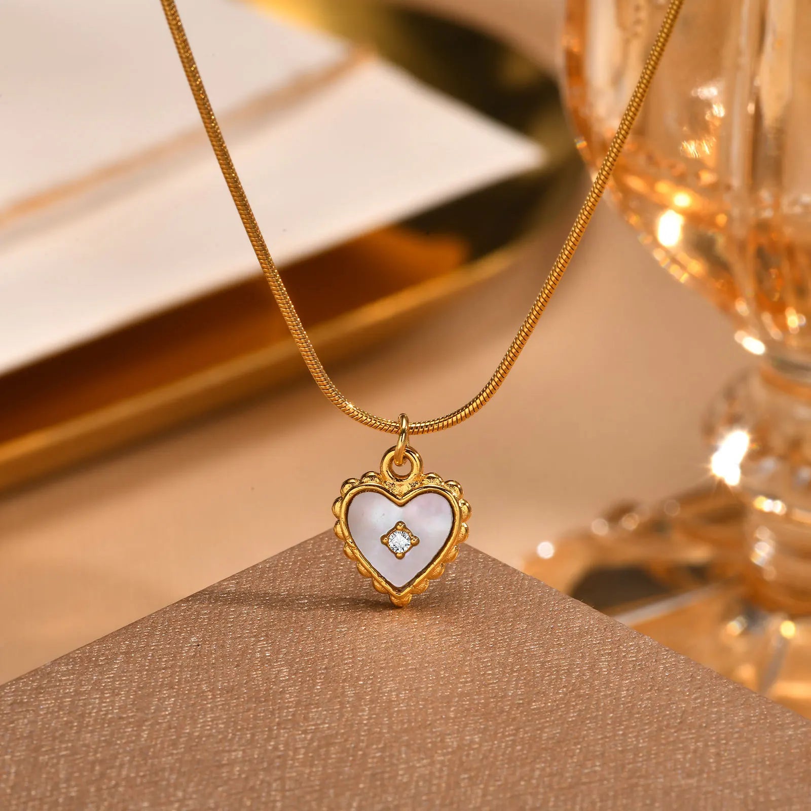 Women's Retro French Style Necklace with Snake Chain Golden Shell Zircon Pendant Trendy Stainless Steel Jewelry
