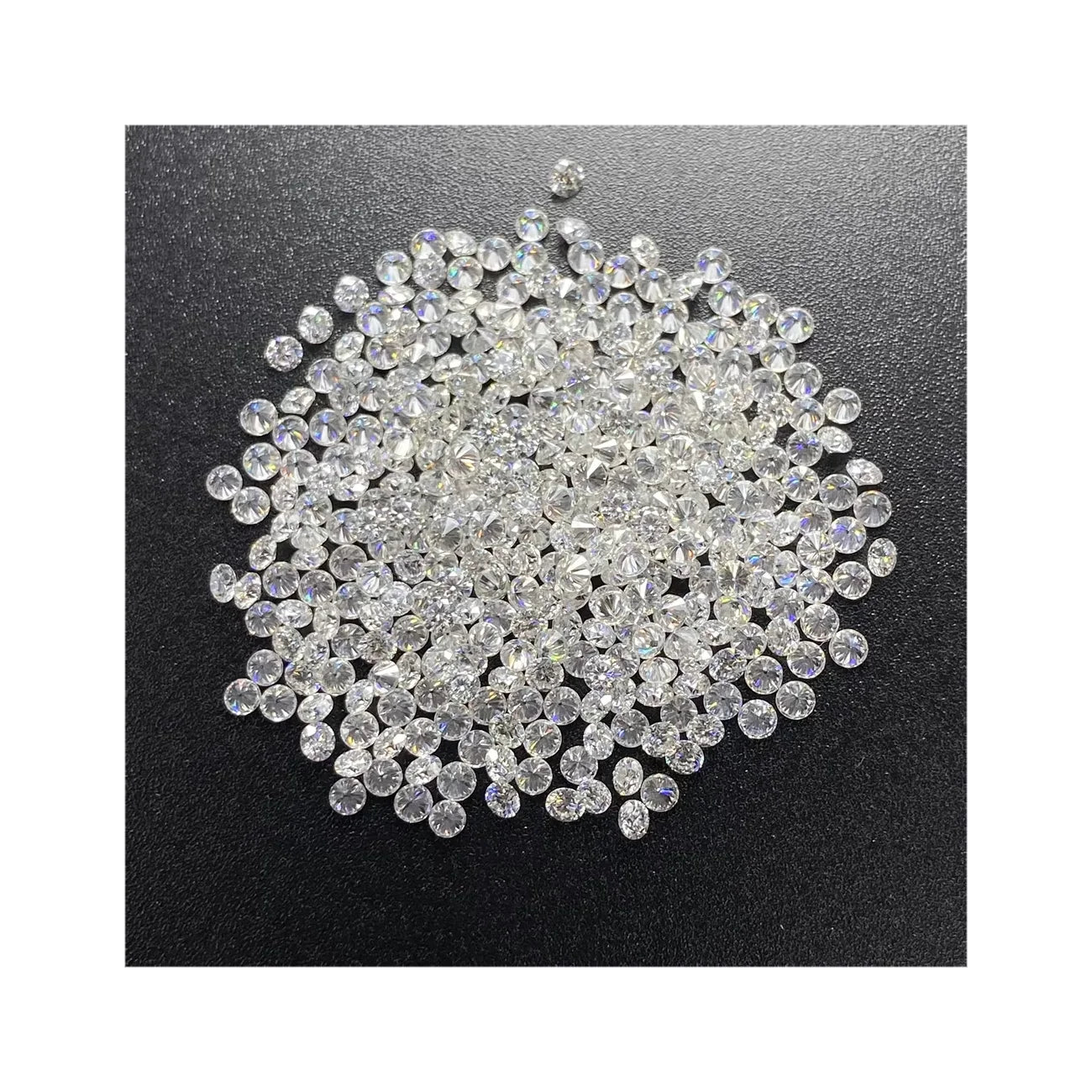 Wholesale 0.9mm-2.8mm Moissanite 1carat/bag White Round 2mm 0.03 Carats Diamond Cut Moissanite in Loose Gemstone