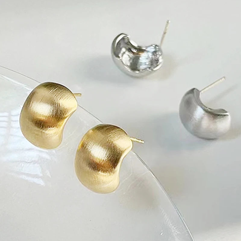 2023 New Arrival Fashion Jewelry Minimalist Metal Brushed Bean Earrings Women Geometric Texture square Stud Matte Gold Earrings
