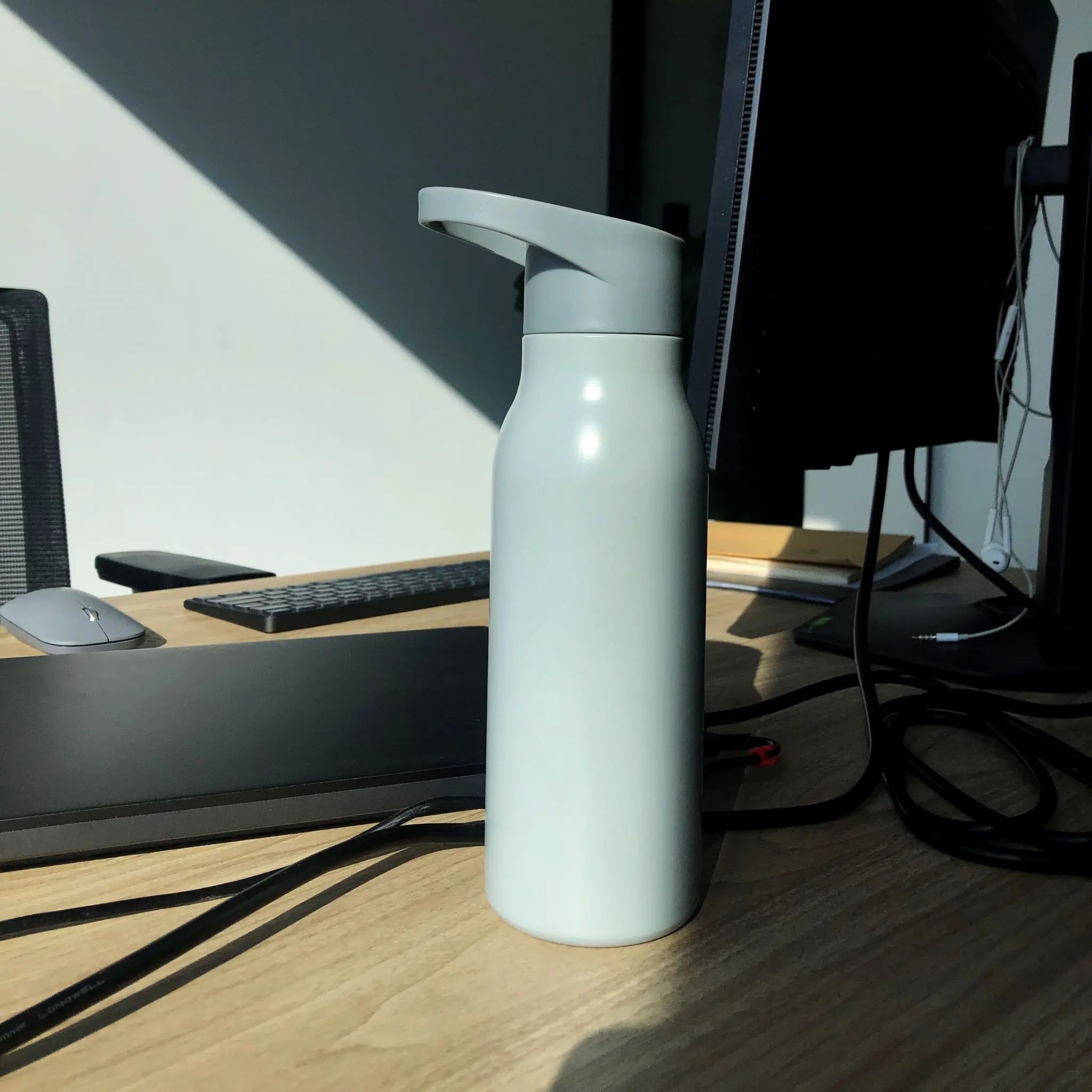 20oz Customized Drinking Cold Single Wall Stainless Steel Metal Sport Water Bottle with Handle Lid