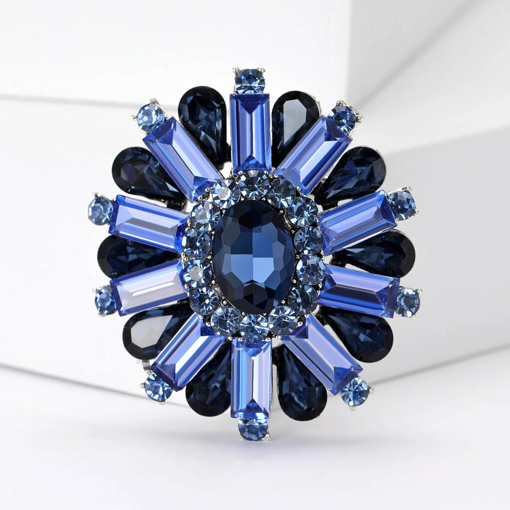 Wholesale New Fashionable Retro Crystal Flower Alloy Brooch Luxury Multi-color Brooch Women's Accessories
