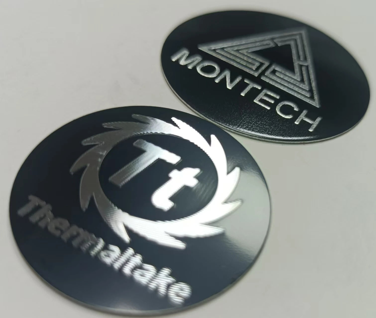 Customized Double-sided 0.5MM Thick LOGO Screen Batch Flower Aluminum Back 9448A Embossed Metal Tag Metal Nameplate Metal Tag