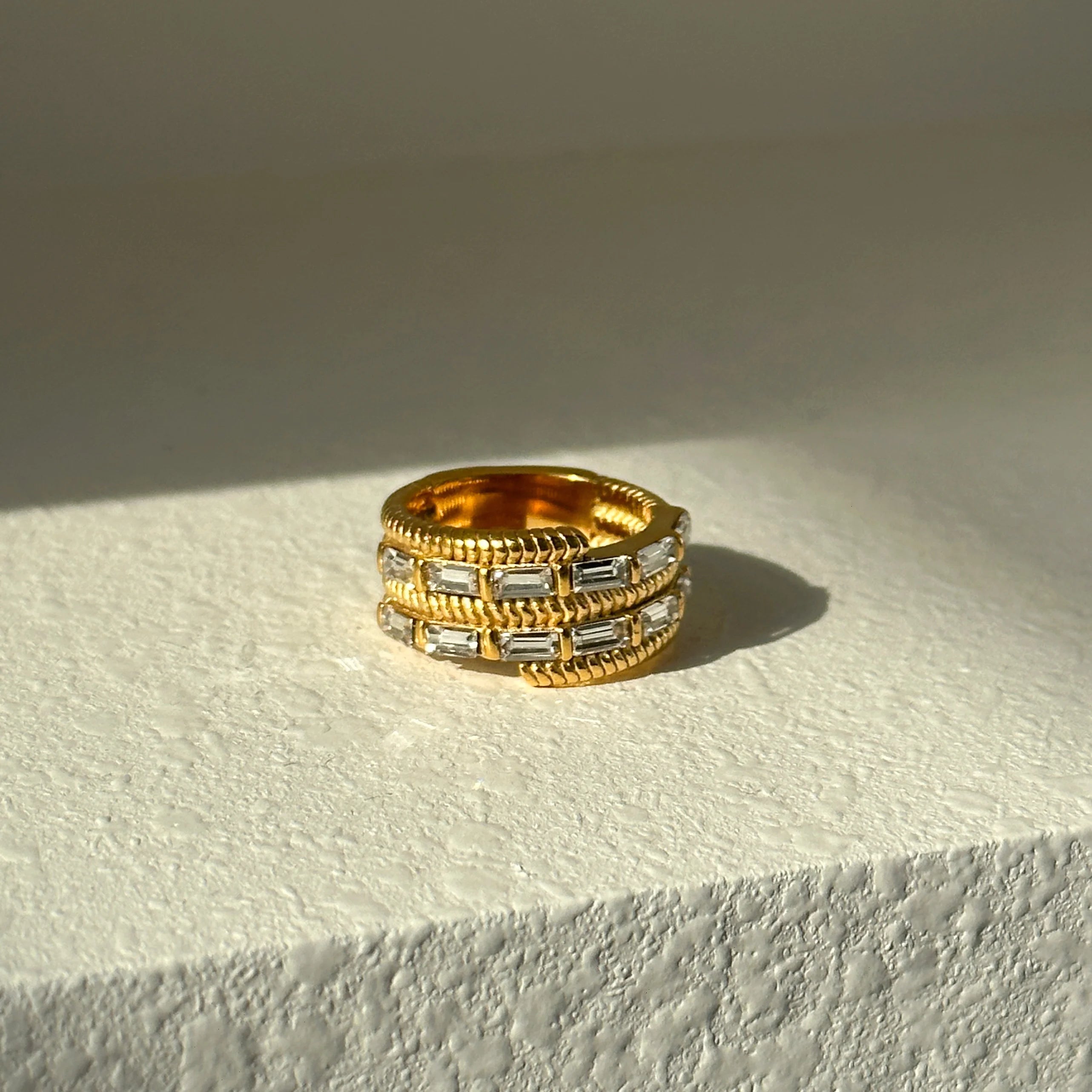 2025 Dazan Autumn Winter New Ins Trendy 18k Pvd Gold Plated Stainless Steel Zircon Square Four Layer Python Luxury Ring Women