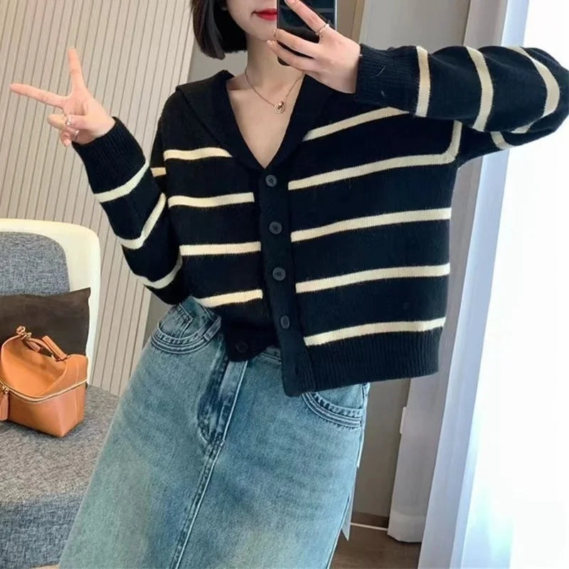 Manufacturer Wholesale Autumn Striped Kint Sweater Cardigan Women Single Breasted With Small Button Hoodie Cardigan