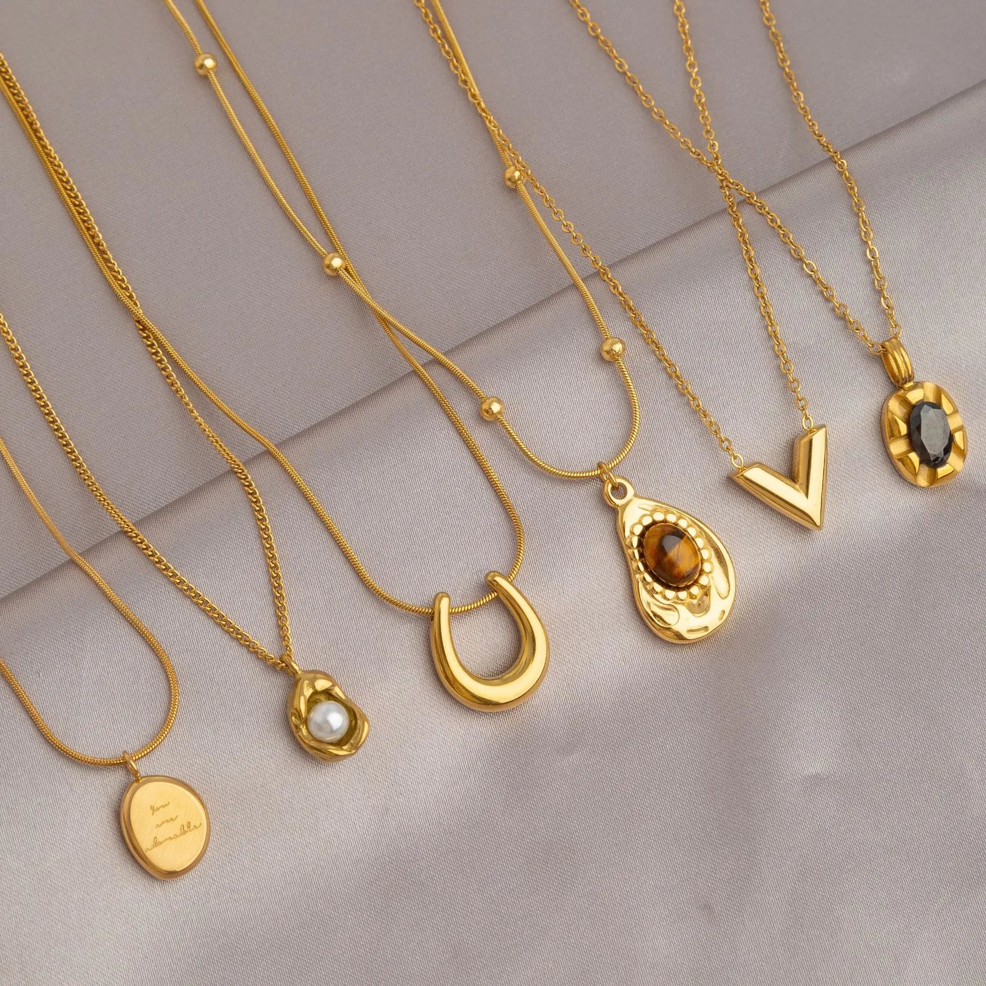 Fine Stainless Steel Heart Shape Pearls Butterfly Letter Pendant Charms Necklace Gold Plated Opal Stone Necklaces