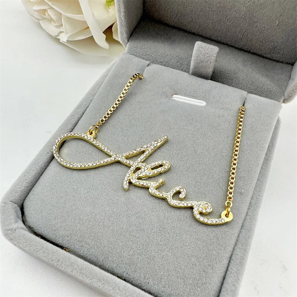 Lateefah OEM Iced Out Custom Brush Script Cursive Letter Name Pendant for Women