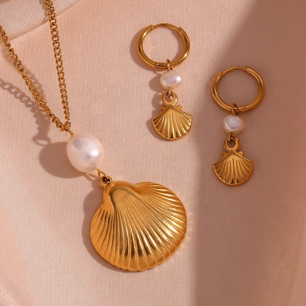 Dreamshow Shell Design Pendant Necklace Gold Plated Stainless Steel Jewelry Set Necklace and Earring Set
