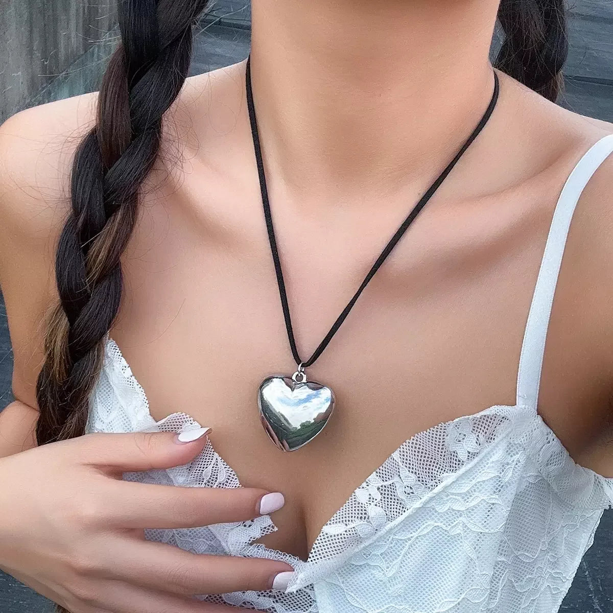 SHIXIN Exaggerated Big Love Heart Pendant Choker Necklace Women Goth Black Adjustable Rope Chain Jewelry Accessories Punk Men