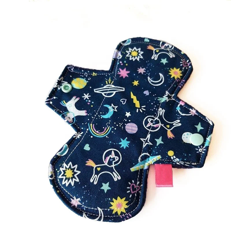 Women Menstrual Sanitary Napkin Regular Washable Cloth Pads Microfiber Cloth Pad