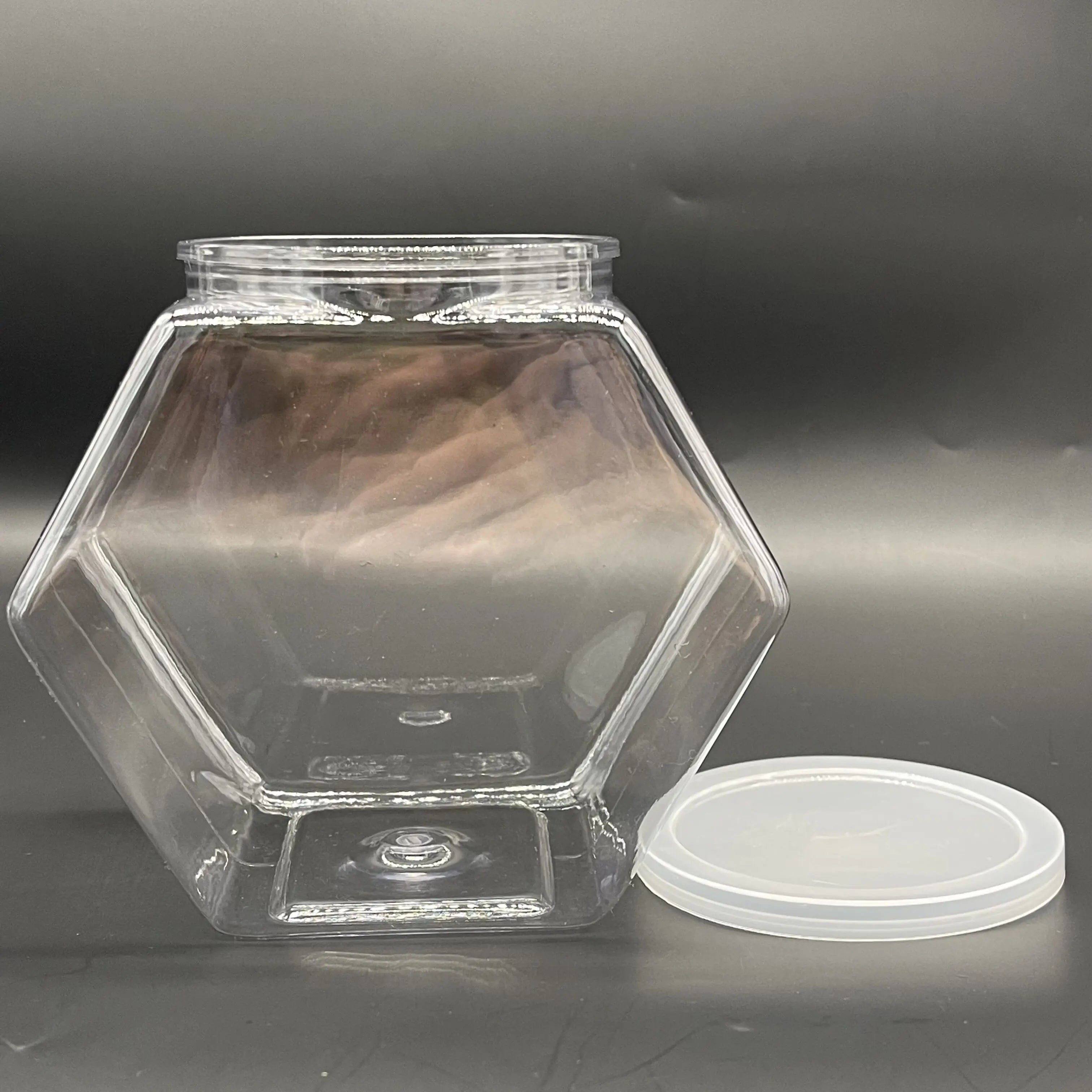 Factory Transparent 1000ml Hexagonal Plastic Pet Food Jar with Plastic Cover for Cake Candy Cookie & Chocolate