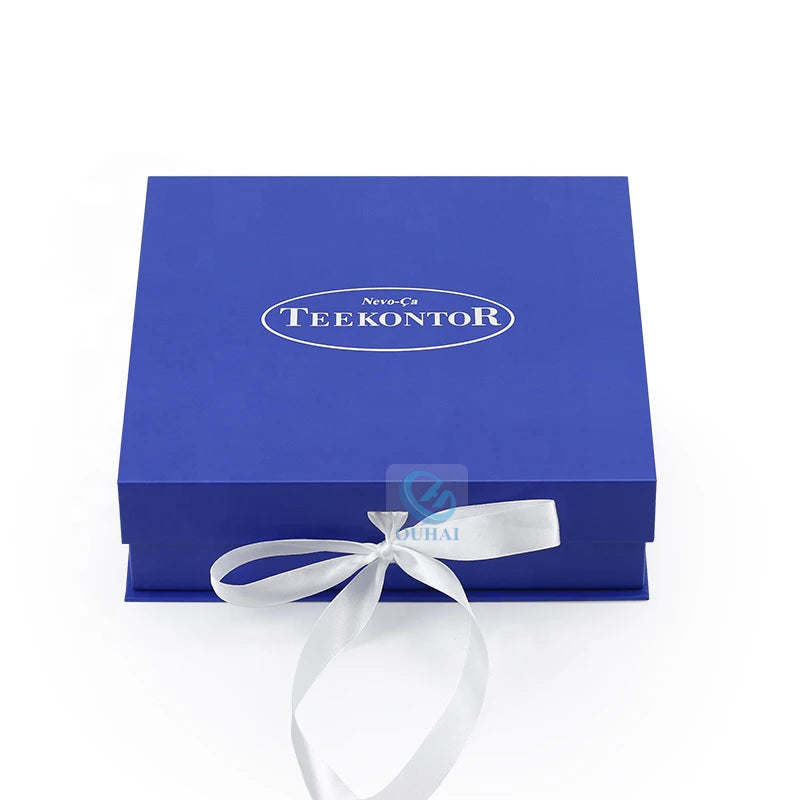 Small Fold Paper Packaging Magnetic Box Custom Luxury Wig Packing Box with Ribbon and Satin Cloth Insert