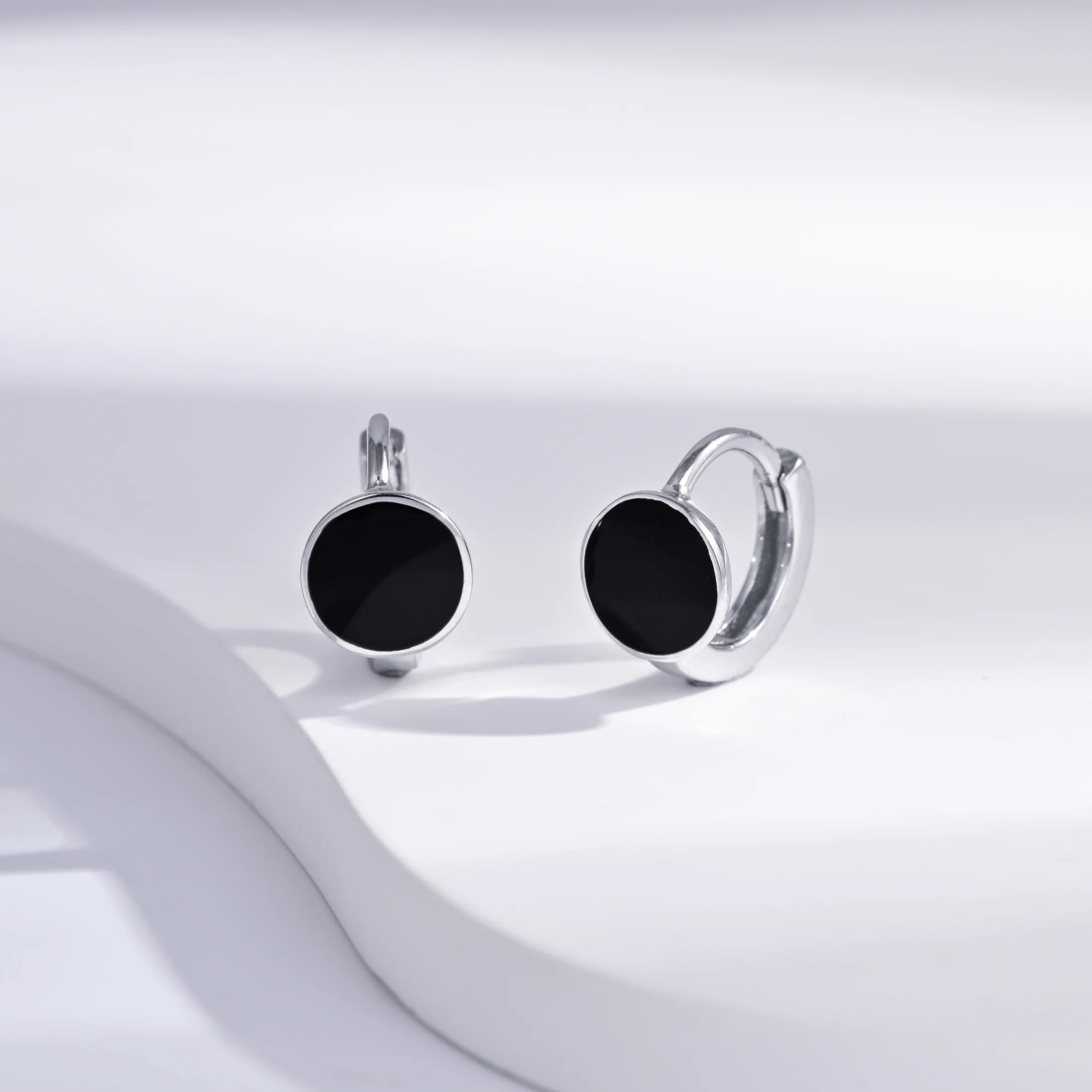 Wholesale Earrings Jewelry Rhodium Plated Epoxy Round Huggie 925 Sterling Silver Fine Jewelry Earrings