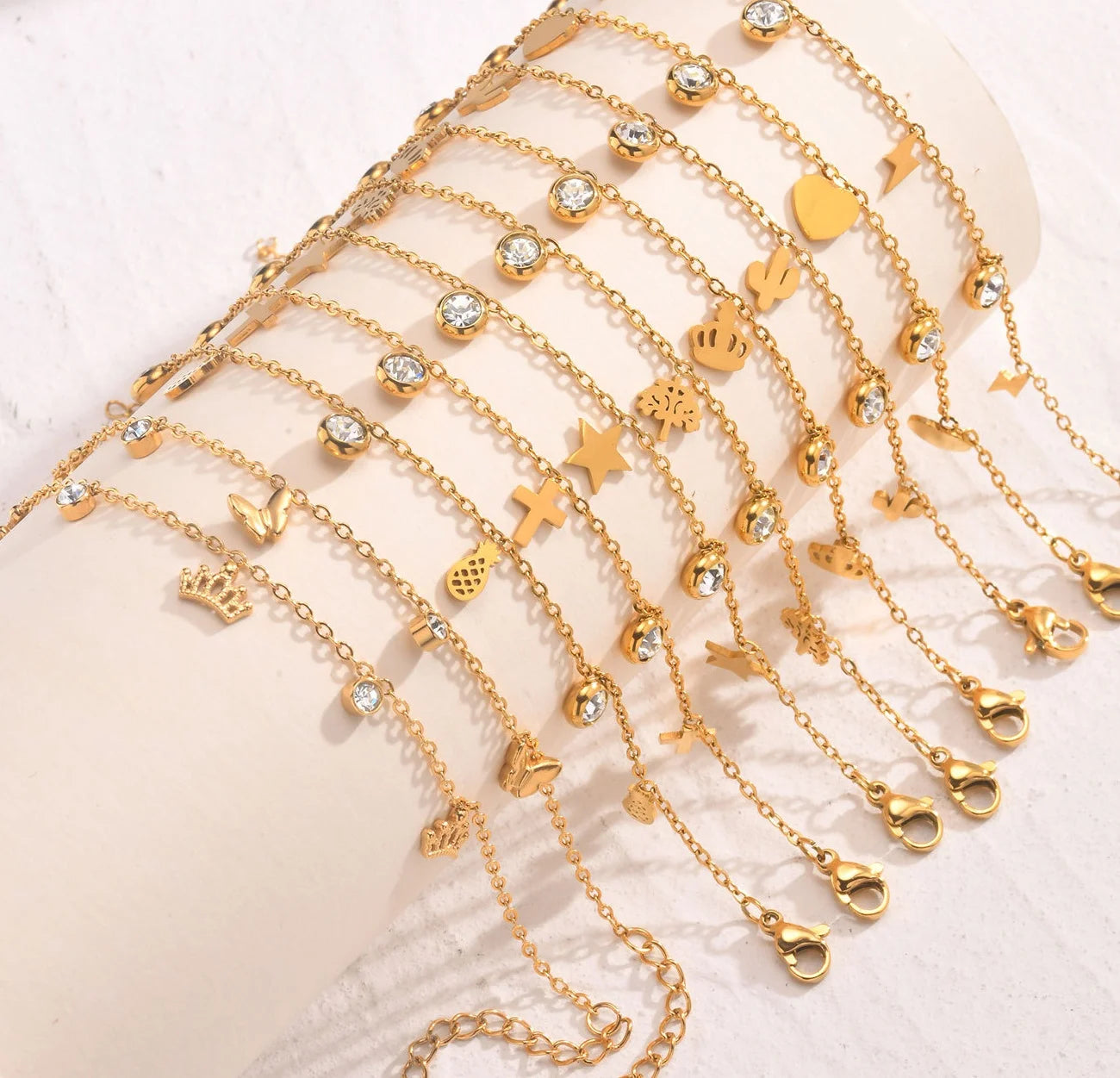 18K Gold-Plated Stainless Steel Bracelet with Round Zircon New Design Geometric Luxury Women's Jewelry for Trendy Anniversaries