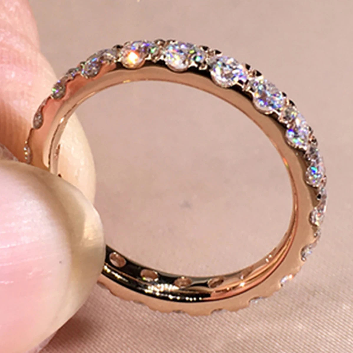 CAOSHI Factory Customable Korean Style Round Imitated Diamond Eternity Band Rings for Women Engagement Rose Gold Plated CZ Rings