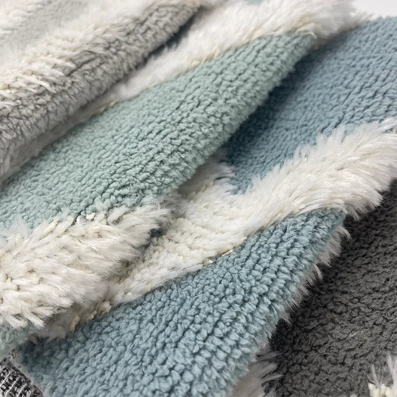 Boucle Upholstery Woven Velvet Fabric 500 Gsm Boucle Fleece Fabric for Sofa Furniture