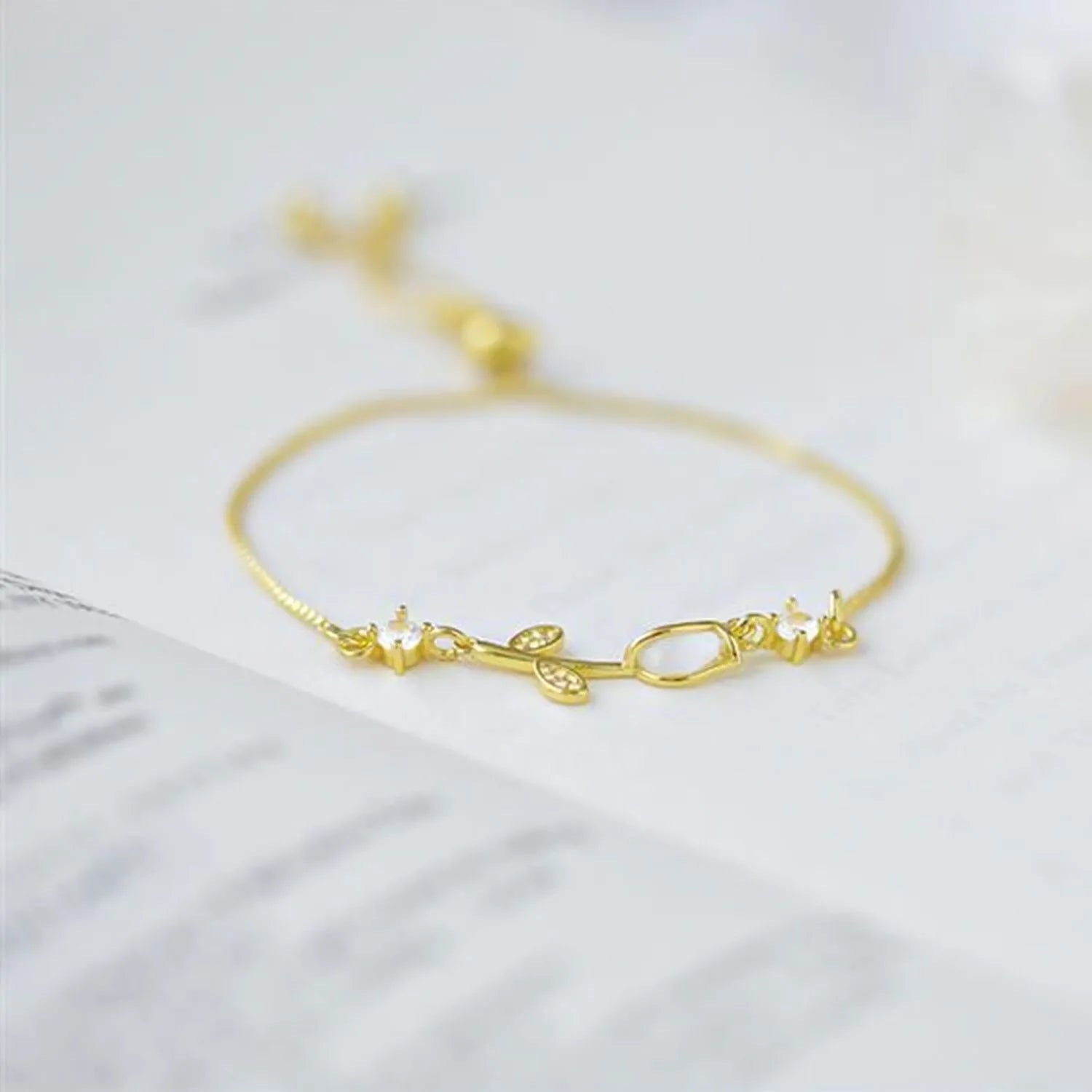 Korean Light Luxury Tulip Flower Bracelet for Women Shiny Zircon Opal Pearl Beaded Rose Adjustable Charm Bracelet Trendy Jewelry