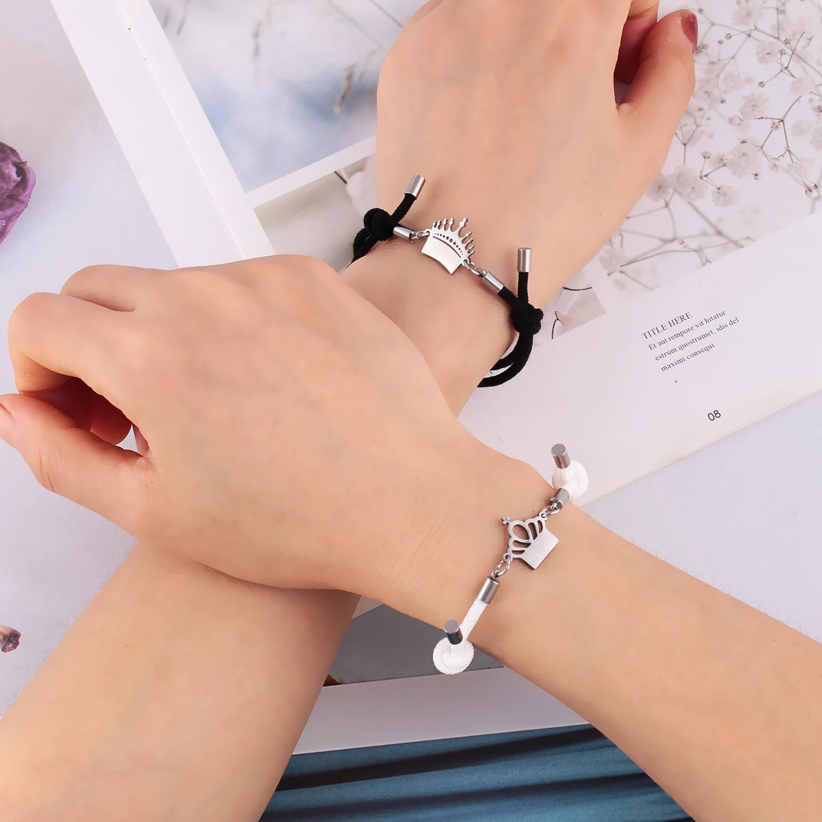 Fine 2pcs Magnetic Couple Bracelets for Women Men Black Braided Rope Crown Queen King Attraction Matching Bracelet Lover Gifts