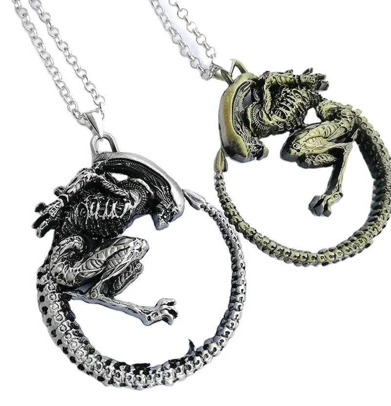 Warrior Alien Predator Avp Alien Queen Pendant Goth Horror Cool Necklace for Men