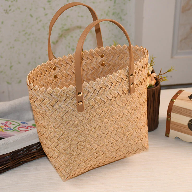 Retro Style Female Hand-woven Plastic Basket Children's Small Square Leisure Bag PP Waterproof Eco-Friendly Customized Storage