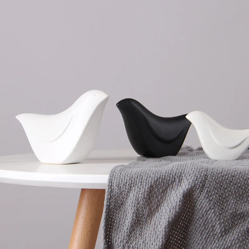 Nordic Modern Creative Durable Eco-Friendly Black White Ceramic Birds for Graduation Table Display Home Decor