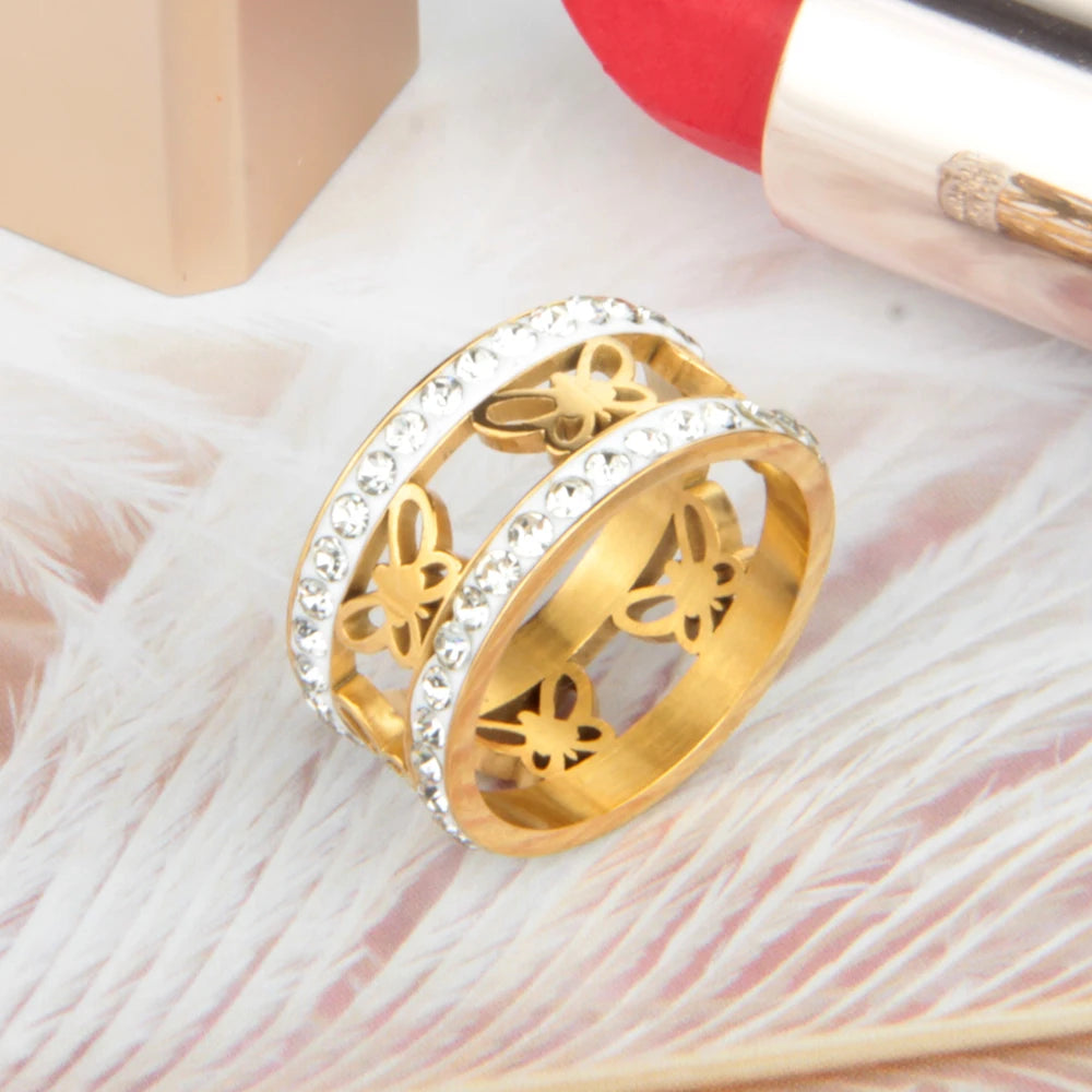 Wholesale 18K Gold Stainless Steel Women's Vintage Fashion Ring Gemstone-encrusted Bezel Setting Hollow-out Butterfly Jewelry
