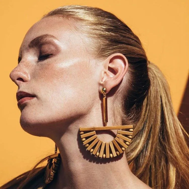 European American Statement Exaggerated Big Geometric Round Hollow Wood Drop Earring Wood Earring Women Girls