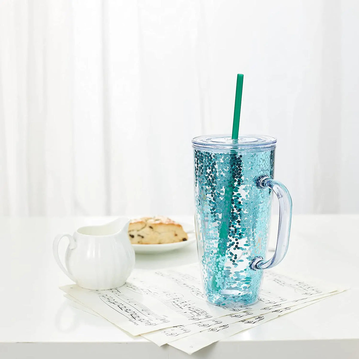 Artistic Letter Pattern Round Borosilicate Glass Double Wall Leak Proof Travel Tumbler with Straw MegaBDM