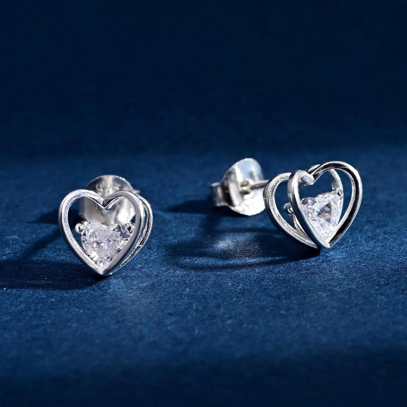 Wholesale Earrings Jewelry Rhodium Plated Cubic Zirconia Love Heart Stud Earring 925 Sterling Silver Fine Jewelry Earrings