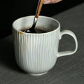 Factory Direct Wholesale Nordic Style Eco Friendly Personalized Porcelain Tea Mugs and Ceramic Coffee Mug Cup for Cafe