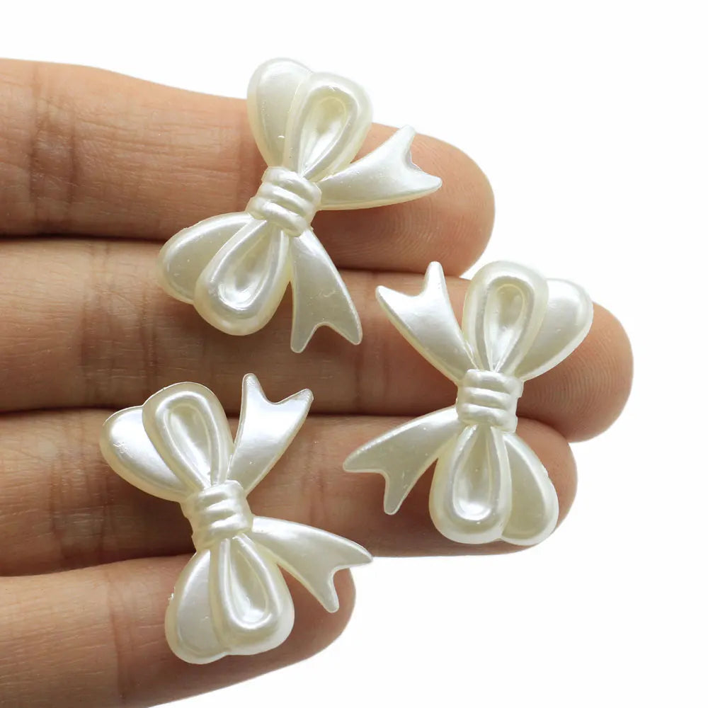 New Arrival 28x22MM 100Pcs/Bag Pearl White Acrylic Bows Beads Plastic Bowties for Necklace Earrings Parts Hand Made Jewelry