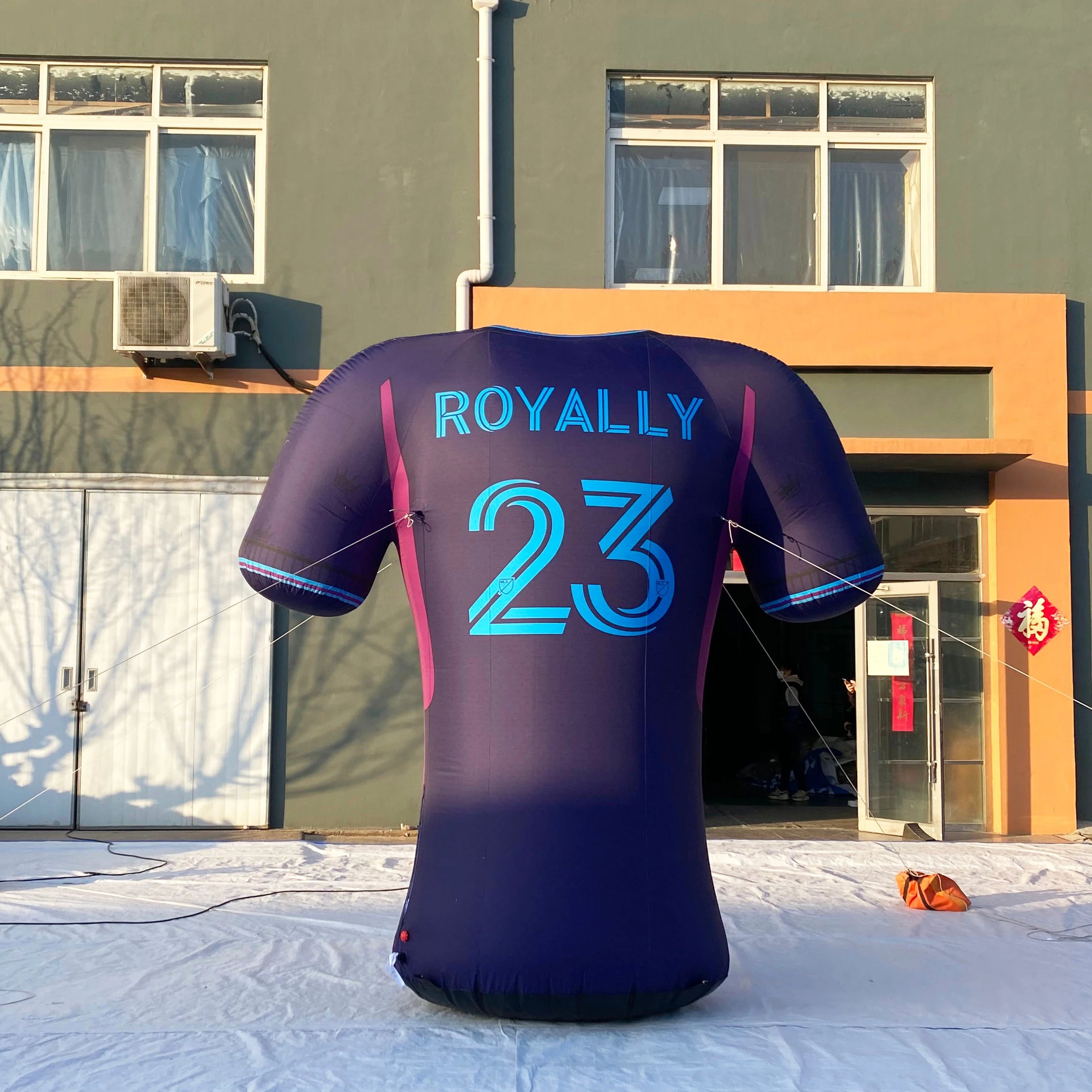 Brand Custom Giant Inflatable Shirt Model Decorative Hanging Airtight Shirt Balloon Advertising Inflatable Jersey Model