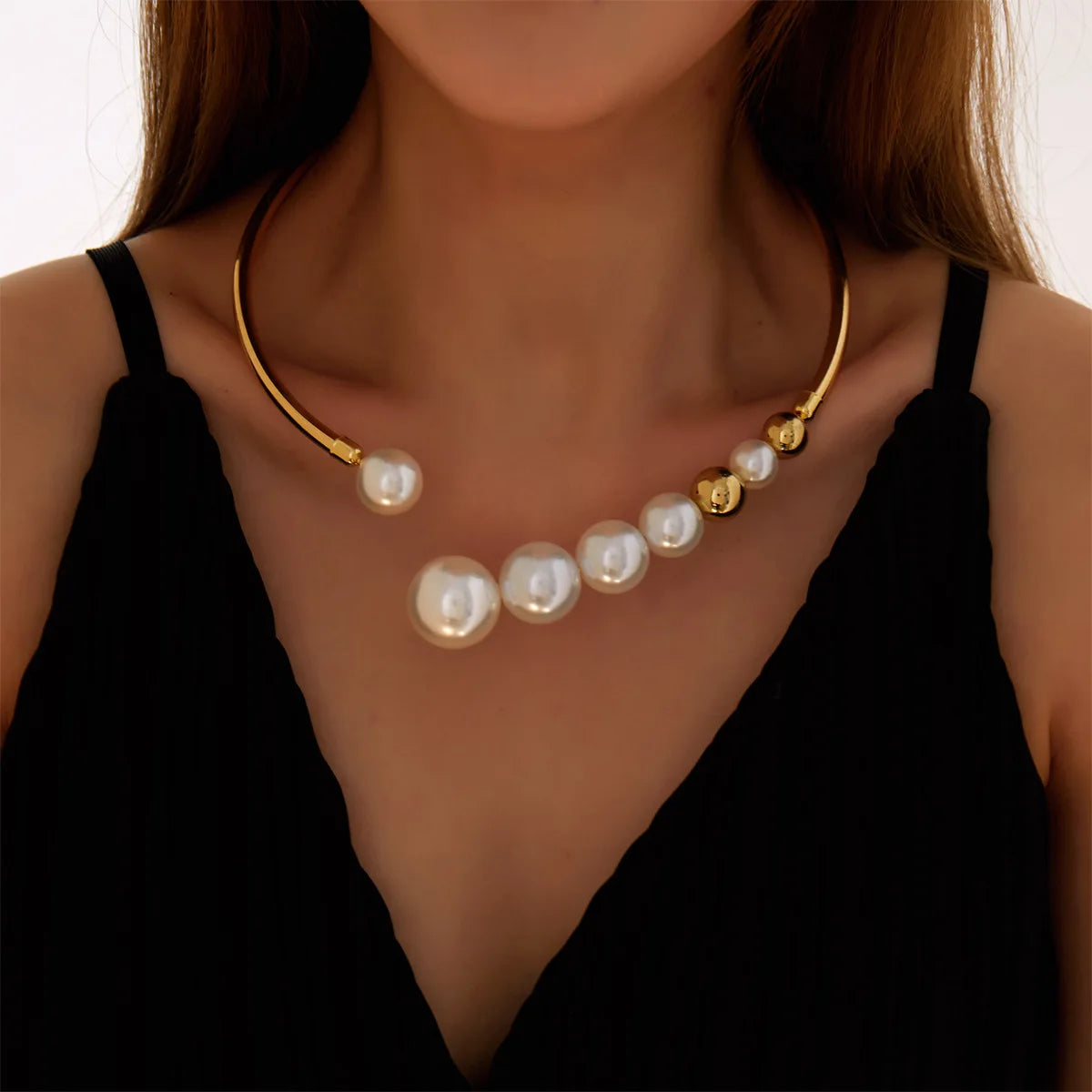 Women Jewelry Statement Necklace Elegant Metal Torques Simulated Collana Da Donna Pearl Choker Necklace