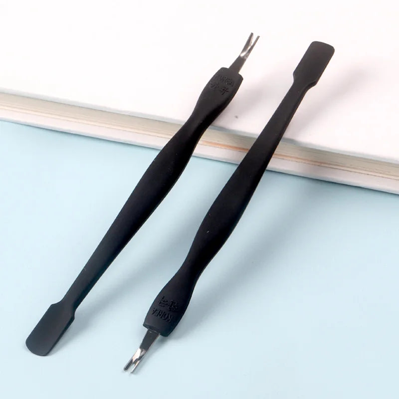 TSZS New Nail Art Cleaner Tool Black Stainless Steel Cuticle Pusher Dead Skin Fork Nail Cuticle Pusher With Plastic Handle