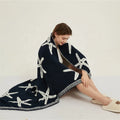 Jacquard Technics Logo Decorative Style Microfiber Fluffy Custom Travel Blanket Sofa Cover Polyester Knitted Blanket HX