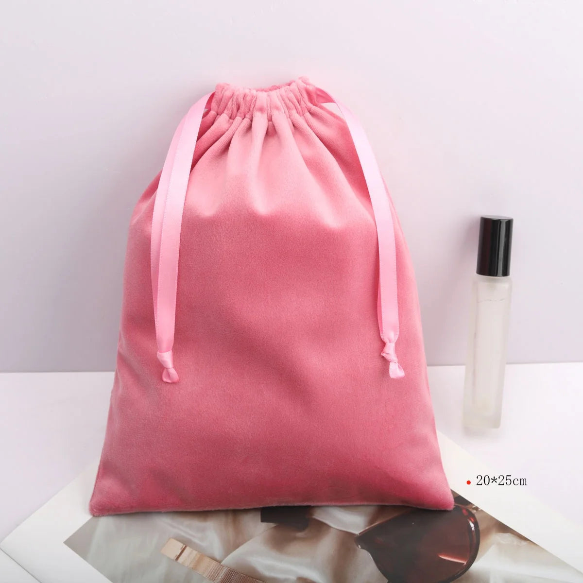 Wholesale Spot Goods Pink Velvet Drawstring Hair Gift Shoe Packing Pouch High End Shopping Dust Drawstring Velvet Bag