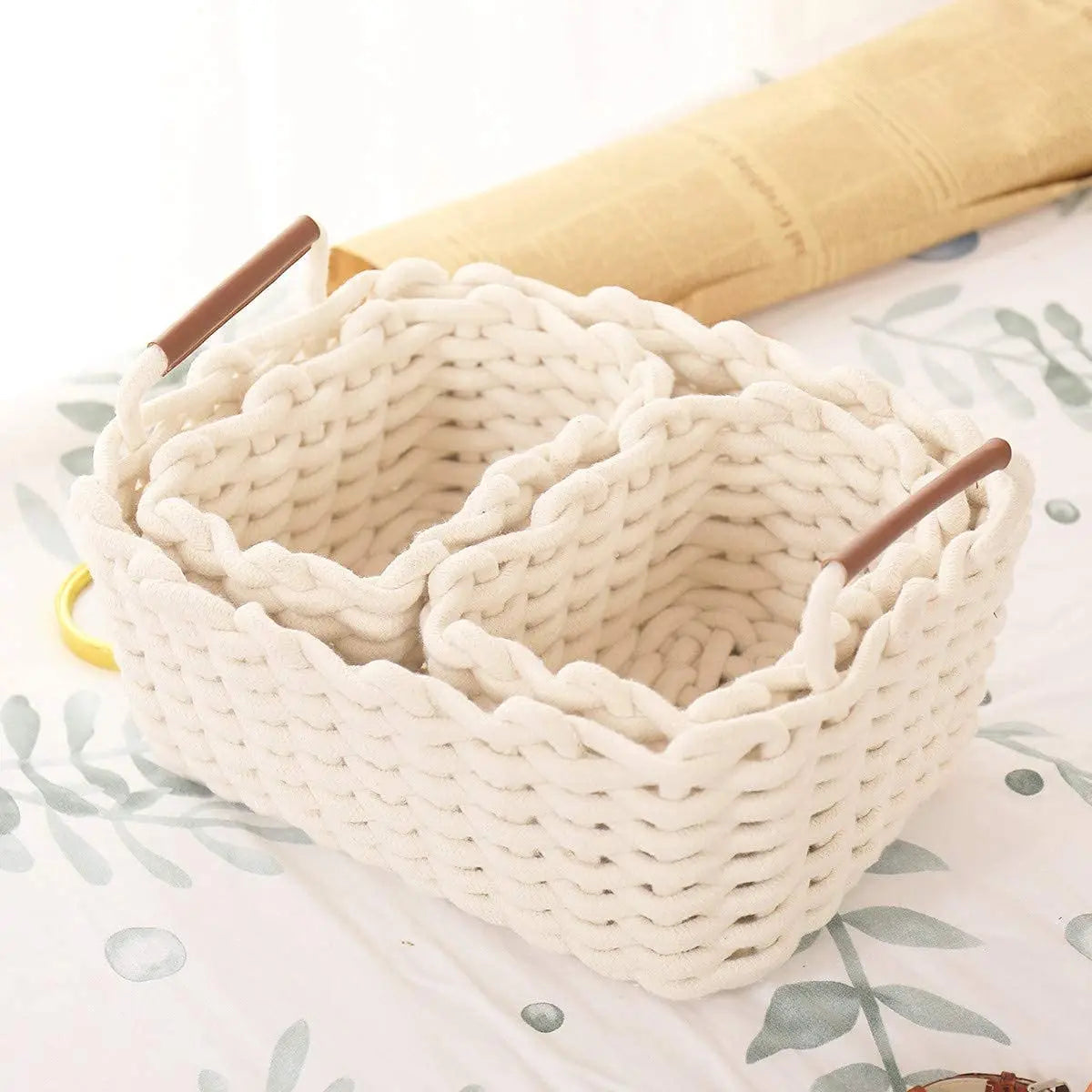 Small Eco-Friendly Foldable Decorative Woven Handmade Soft Cotton Rope 100% Cotton Fabric Storage Basket for Shelf