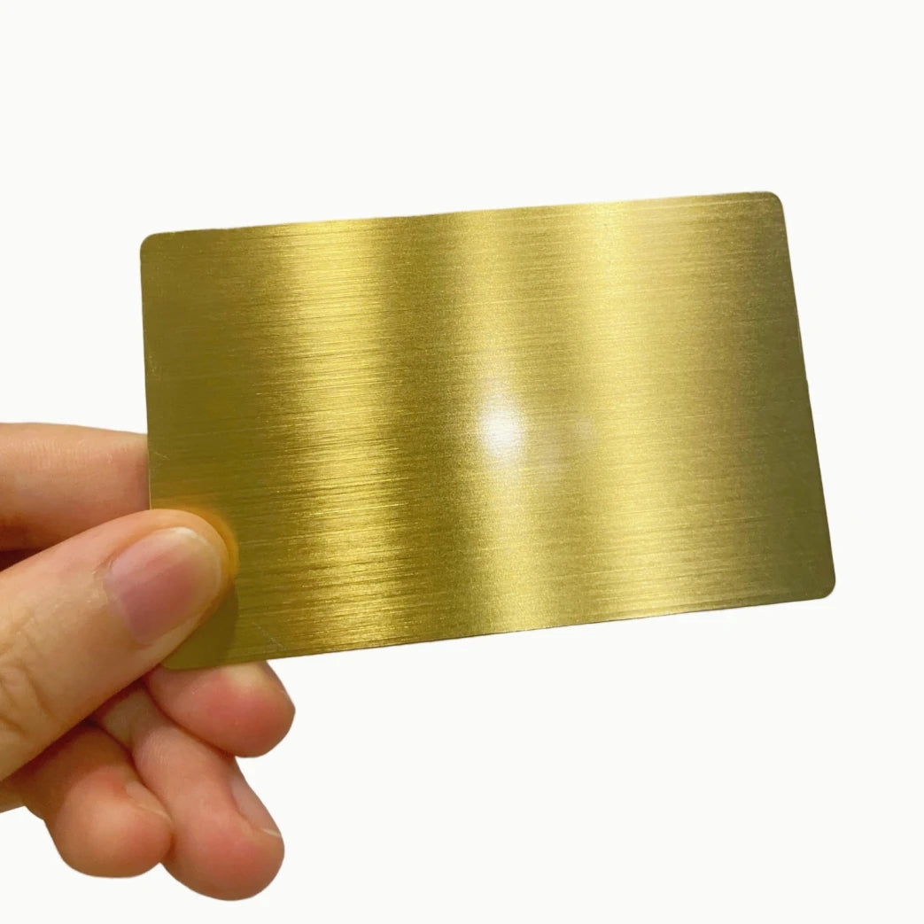 Personalized Luxury NFC216 Gold Metal VIP Card Customizable High-end Gold Plated NFC Digital Business Card