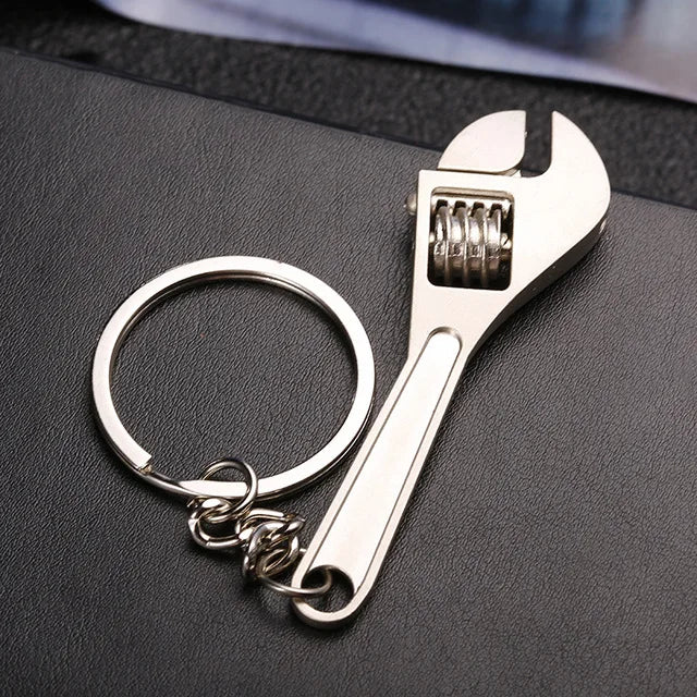 Creative Fashion Metal Alloy Mini Small Opening Mobile Adjustable Wrench Key Chain Pendant Men's Key Ring