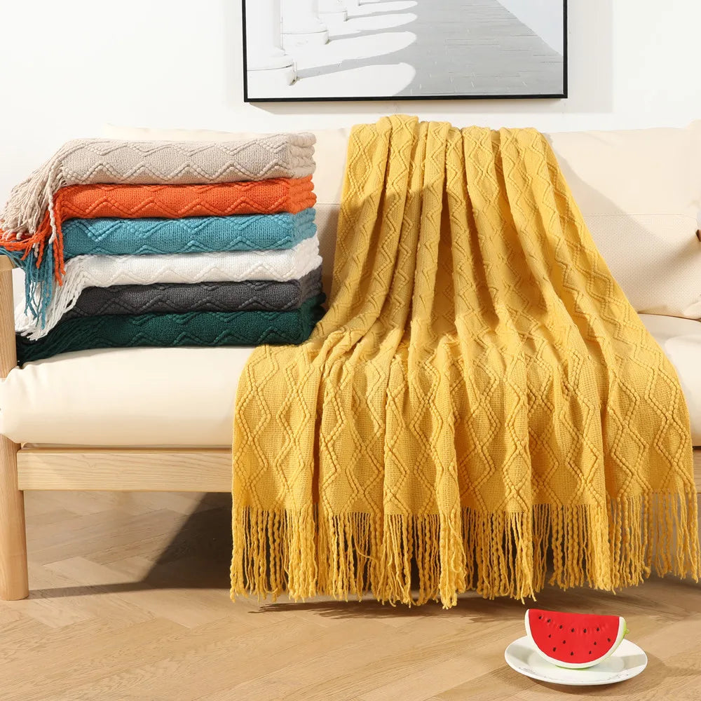 Hot Selling Soft Travel Sofa Bedding Home Decoration Knitted Acrylic Solid Color Knit Throw Blanket for Office Break Nap