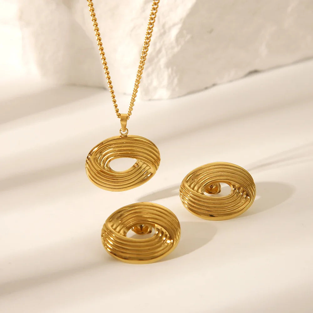 New Arrival 18K Gold Plated Eye of the Void Stainless Steel Mobius Pattern Pendant Necklace Earrings 2 Pcs Jewelry Set for Women
