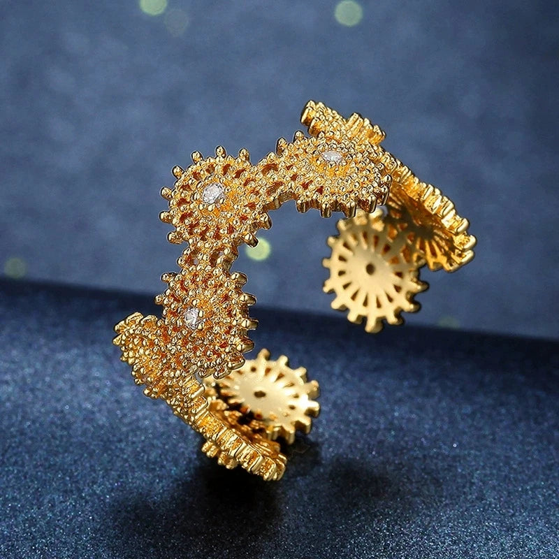 French Retro Gold Plated Elegant Exquisite Adjustable Zircon Inlaid Sunflower Ring Niche Design Wholesale