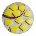 Bulk 100Pcs/Lot 24*20MM 3D Mini Artificial Pineapple Slices Plastic Pineapple Fruit Cabochons for Kitchen Room Party Decoration
