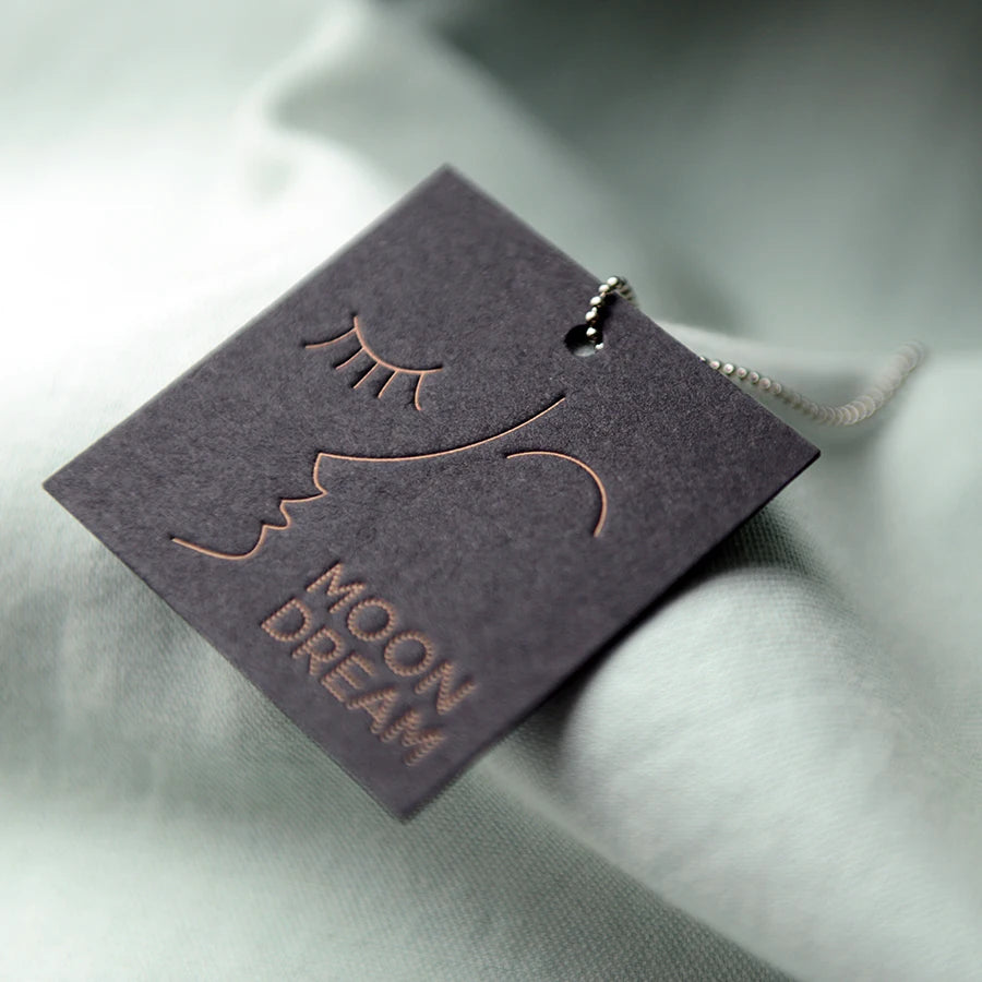 Custom Thick Paper Sustainable Garment Color hang Tags for Bundles Hair Packaging Clothes Eco Friendly UV Hang Tag
