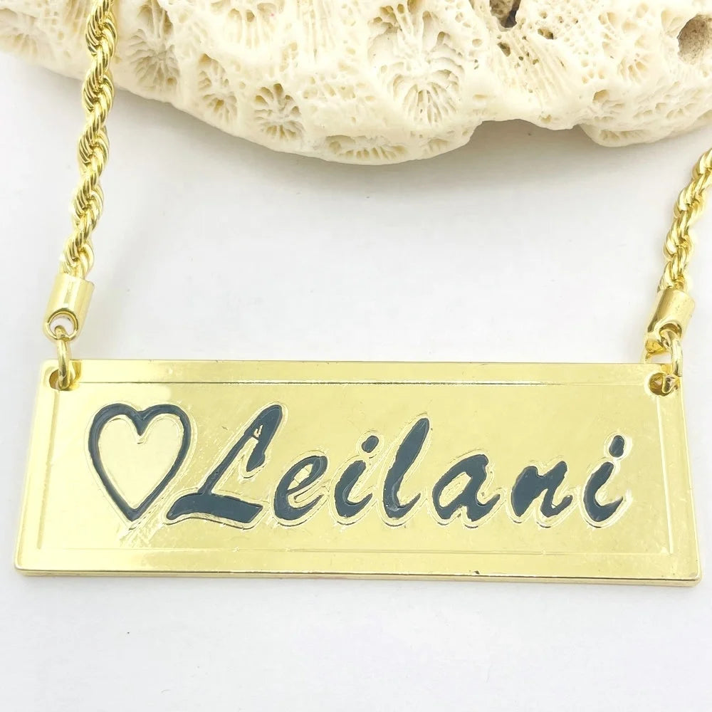3D Engraved Name Necklace Red Enamel Crown Nameplate With Rope Chain for Women Girl Kids Hawaiian Samoan Gifts Jewelry Wholesale