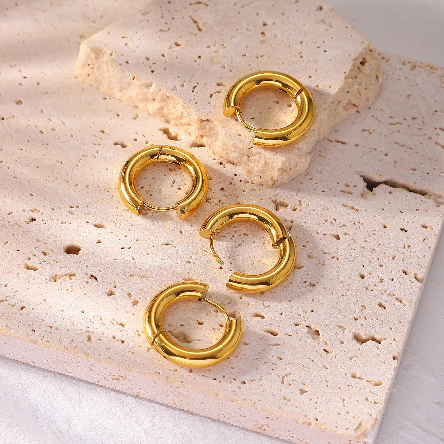 Gold Plated 4mm Thick Earrings Inner Diameter 12mm Earrings Classic Stainless Steel Hoop Earrings for Women Girls