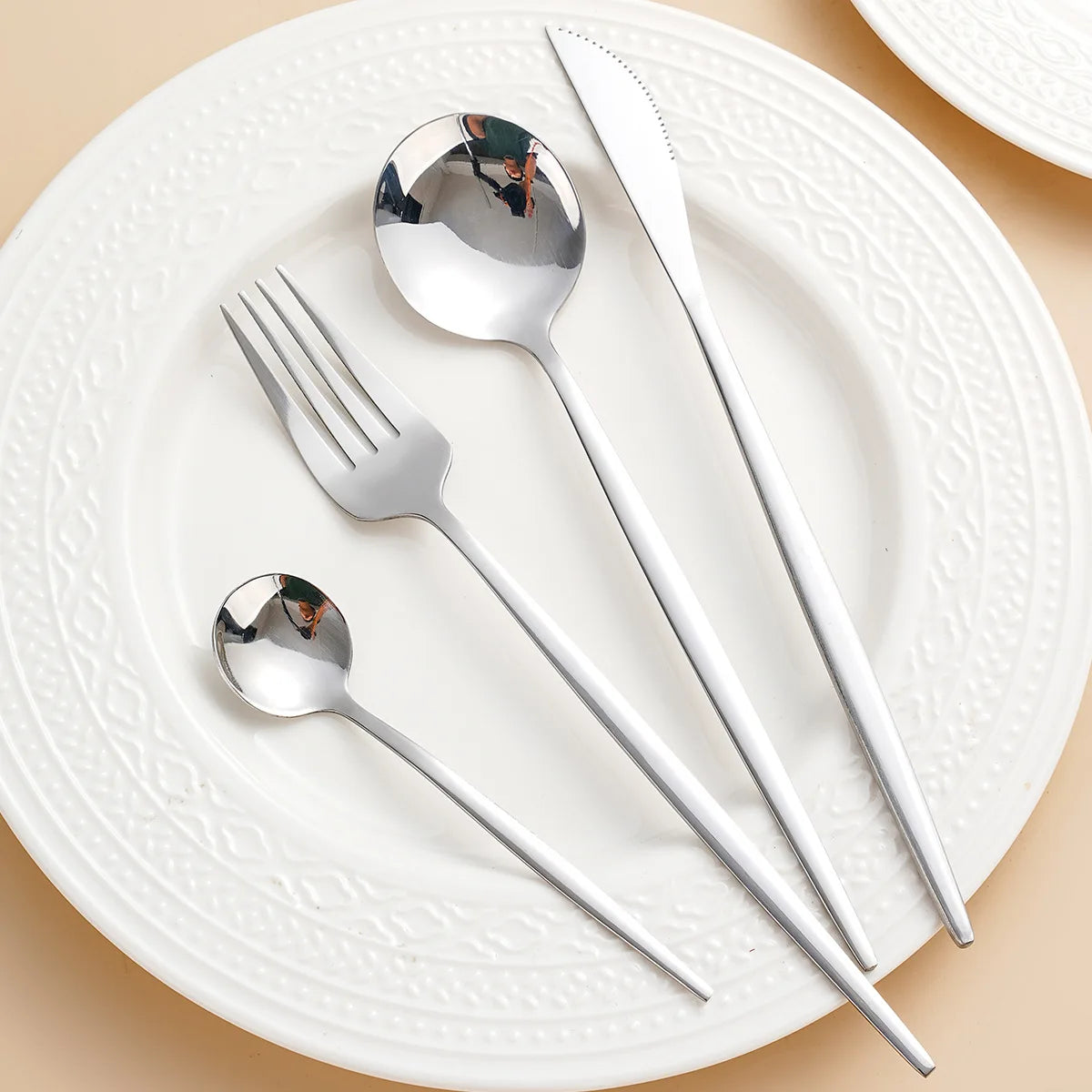 Light Luxury Stainless Steel Cutlery Set Restaurant Hot Selling Knife Fork Spoon Tea Spoon Metal Silverware Cutlery Set