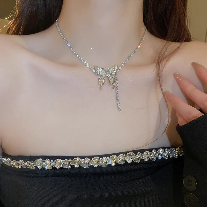 Kalung Full Diamond Butterfly Choker Necklace Trendy Charming Tassel Bride Bling Shiny Butterfly Clavicle Necklace