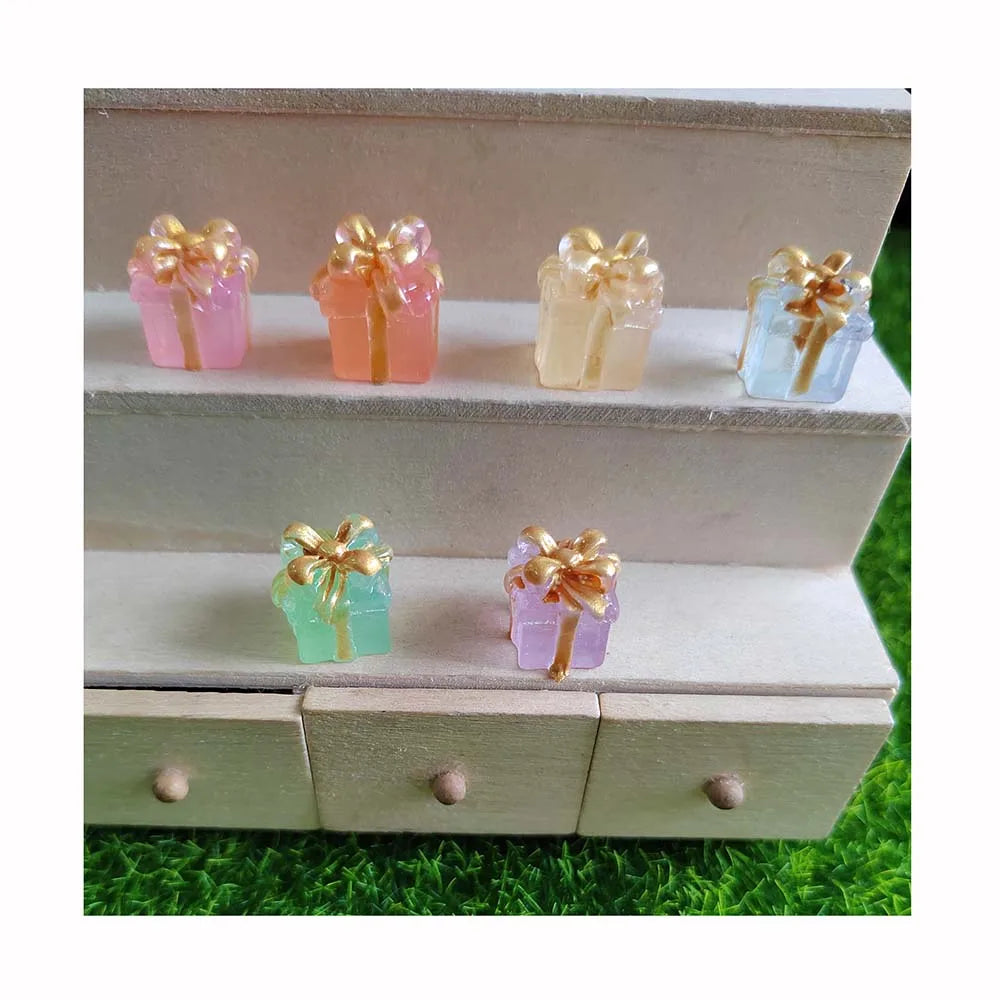 100Pcs/Lot 12*15MM Miniature Glow in Dark Christmas Boxes Ornaments Colorful Mini Luminous Gift Box for Jewelry Making DIY Craft