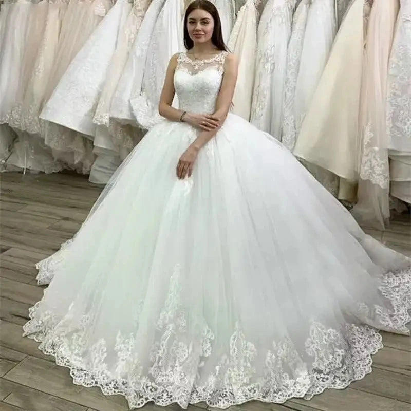 Sweet Bride Sleeveless Pure White Lace Embroidery Train Wedding Dress