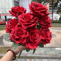 Hot Sale Artificial Red Roses Flower Bouquets for Wedding Centerpieces